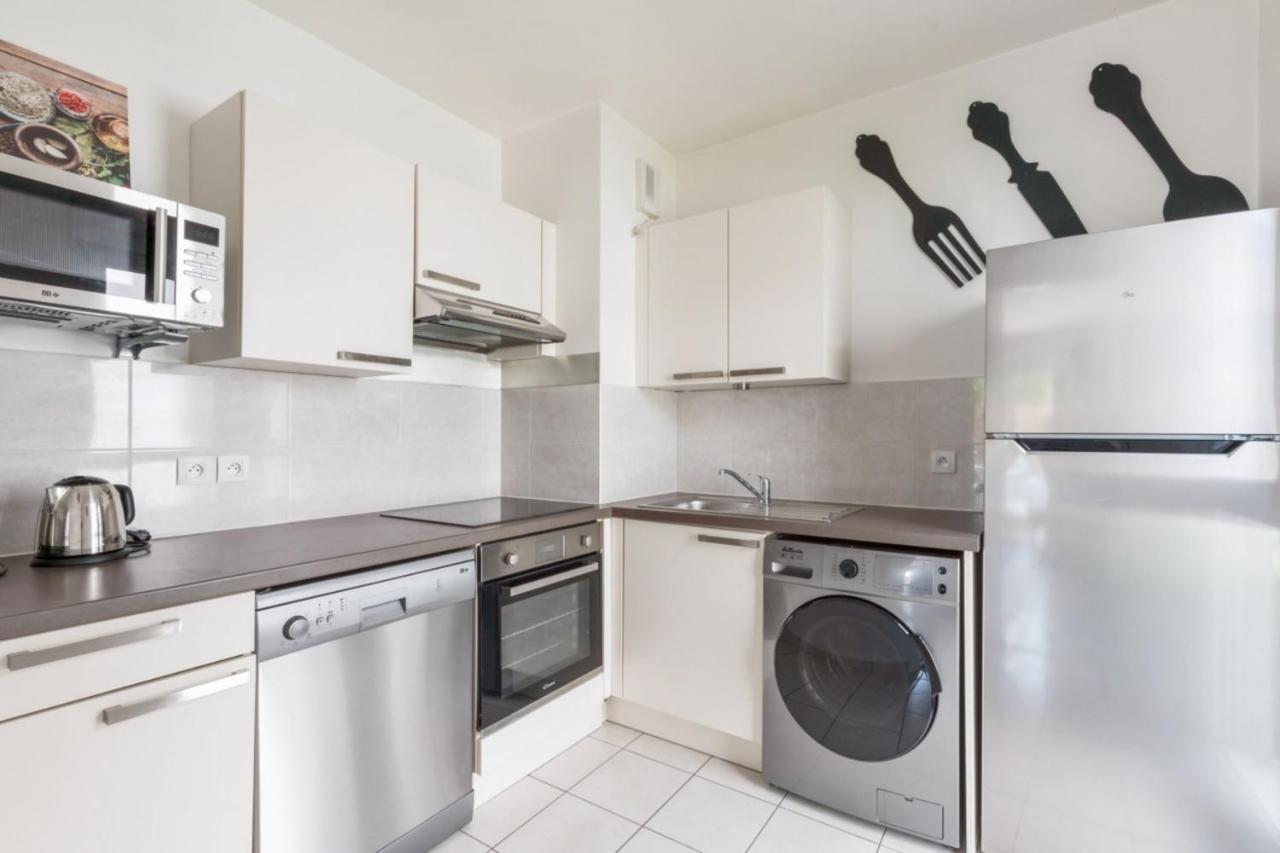 Appartement Des Reves Bleus - Welkeys Монтеврен Экстерьер фото