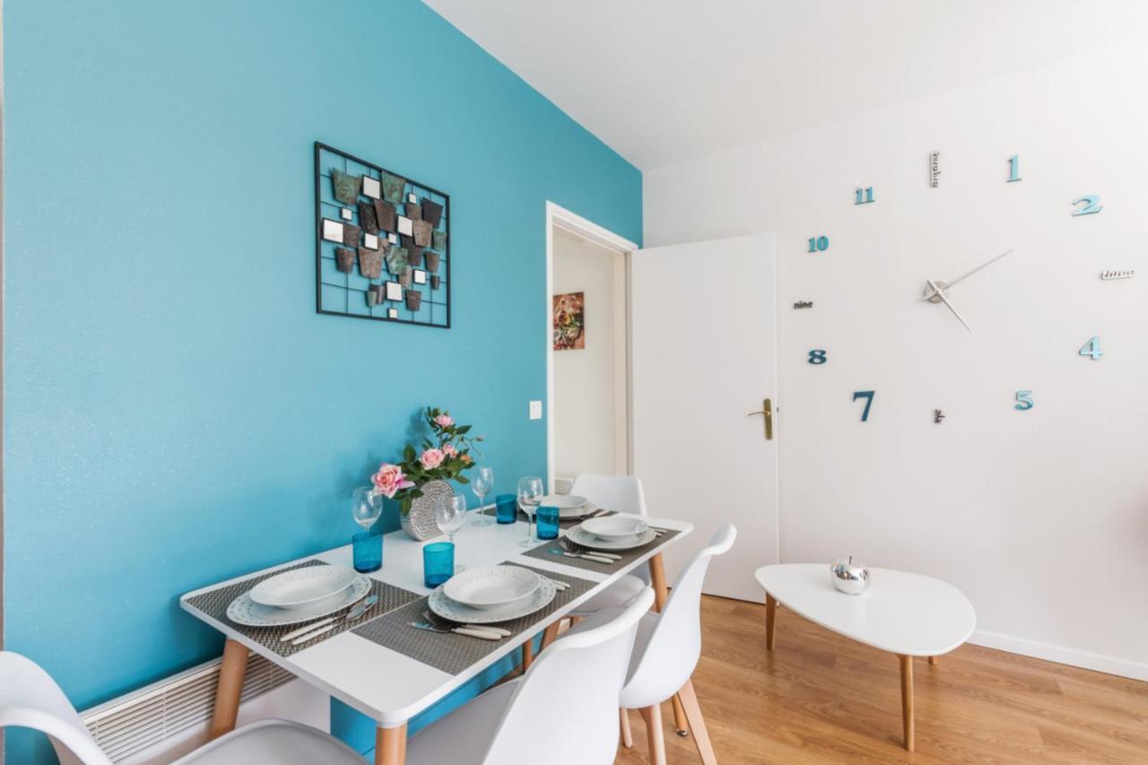 Appartement Des Reves Bleus - Welkeys Монтеврен Экстерьер фото