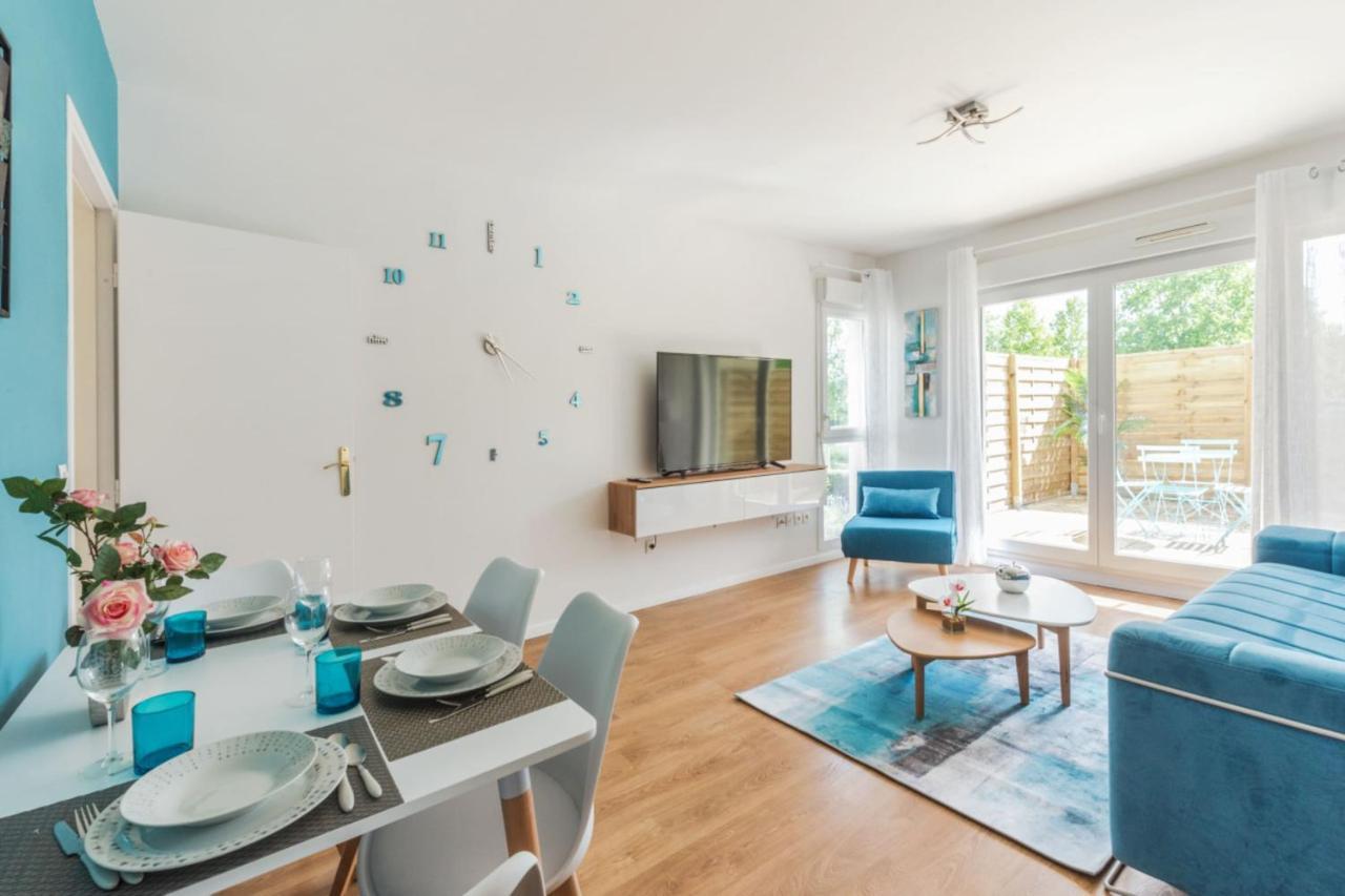 Appartement Des Reves Bleus - Welkeys Монтеврен Экстерьер фото