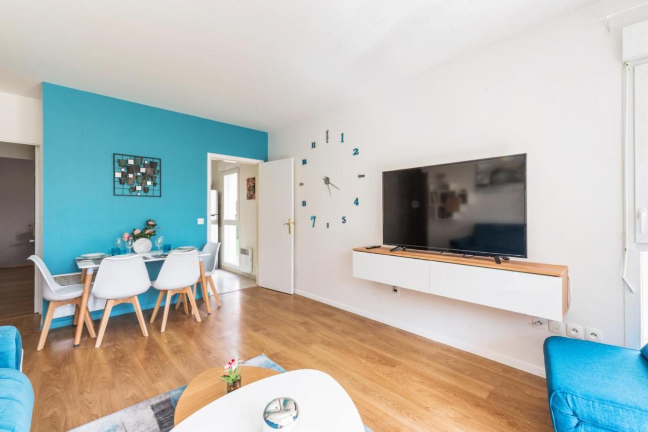 Appartement Des Reves Bleus - Welkeys Монтеврен Экстерьер фото